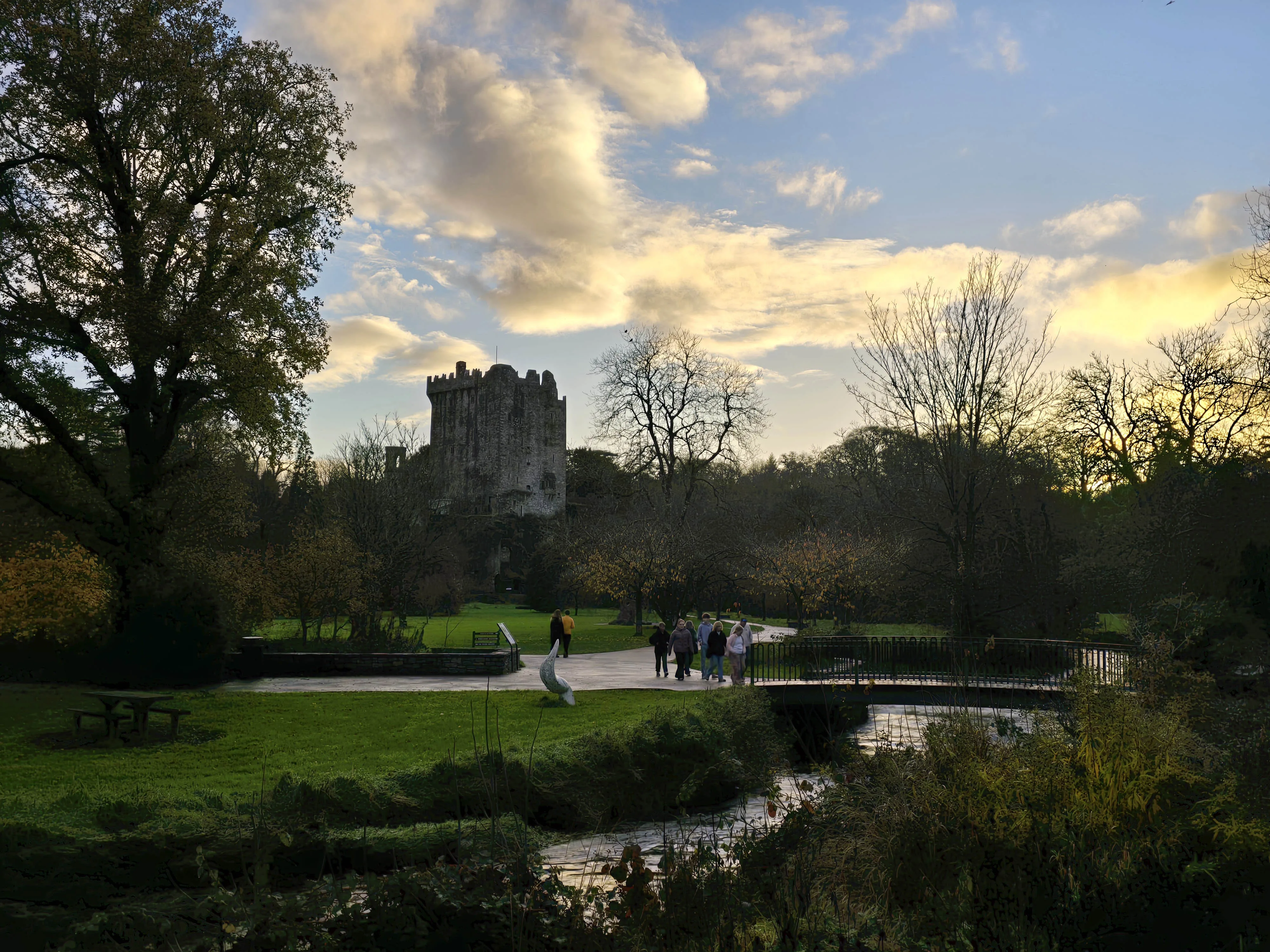 Dublin to Rock of Cashel, Cork, and Blarney Castle Guided Tour