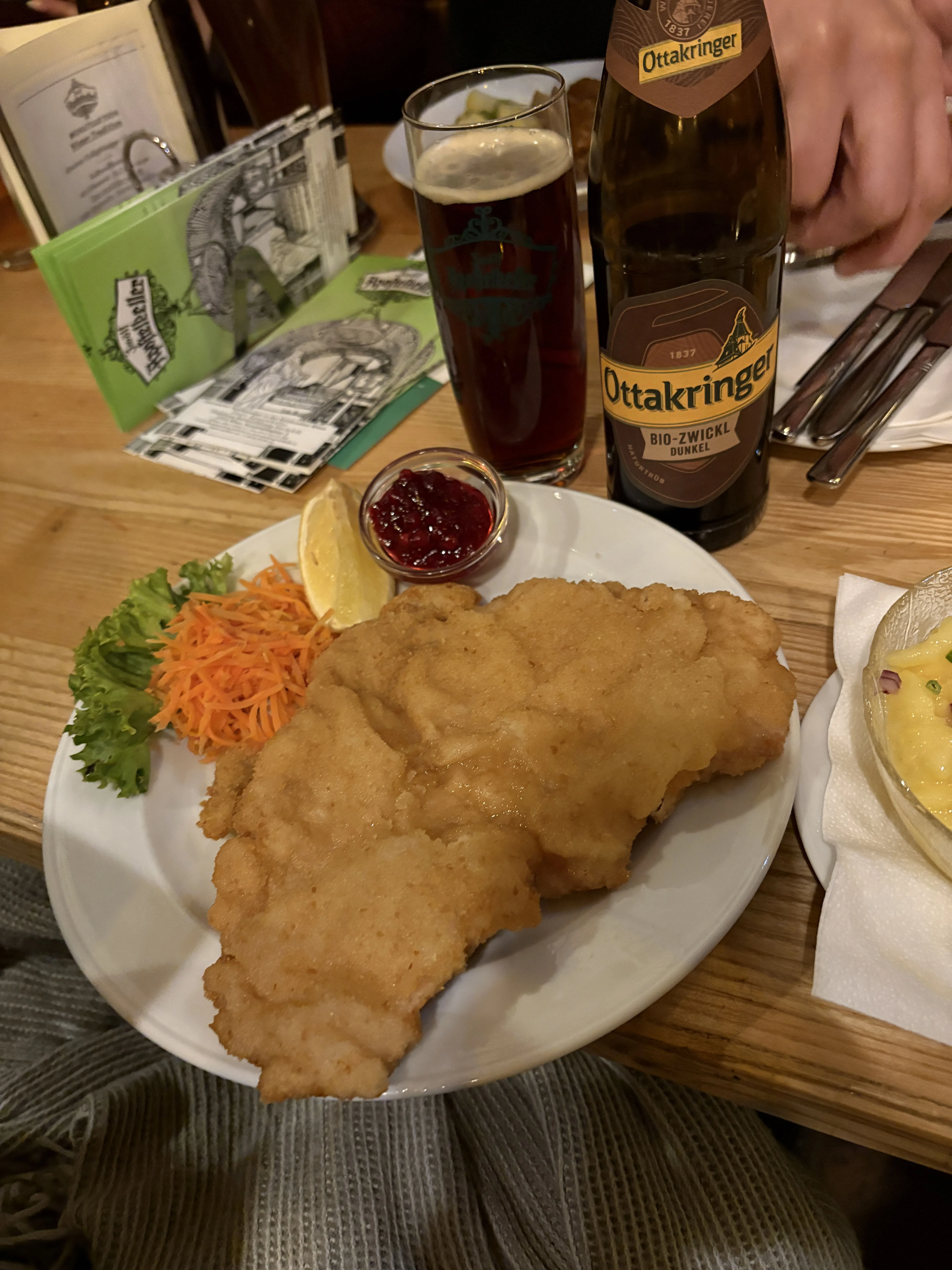 scnitzel and ottakringer dunkel beer