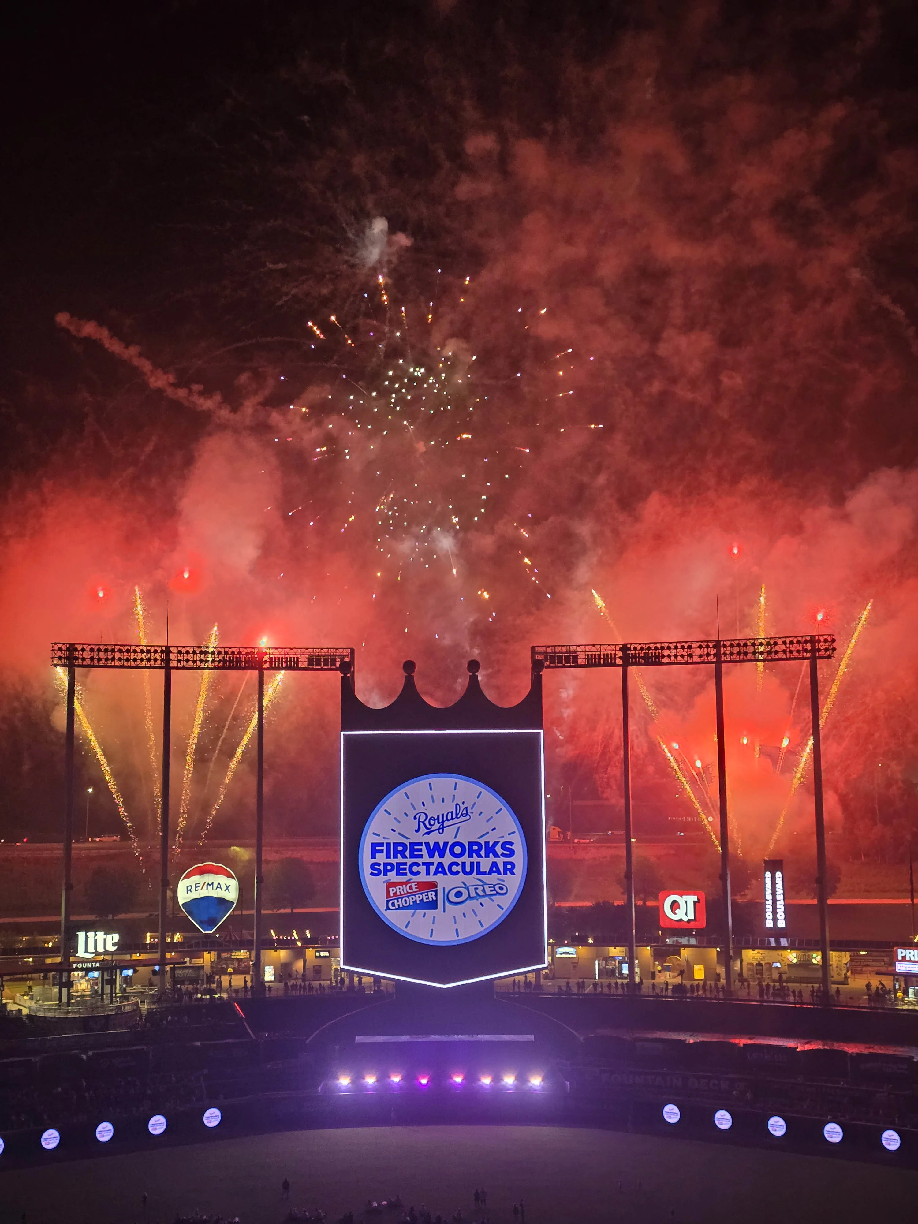 fireworks at kauffman stadium