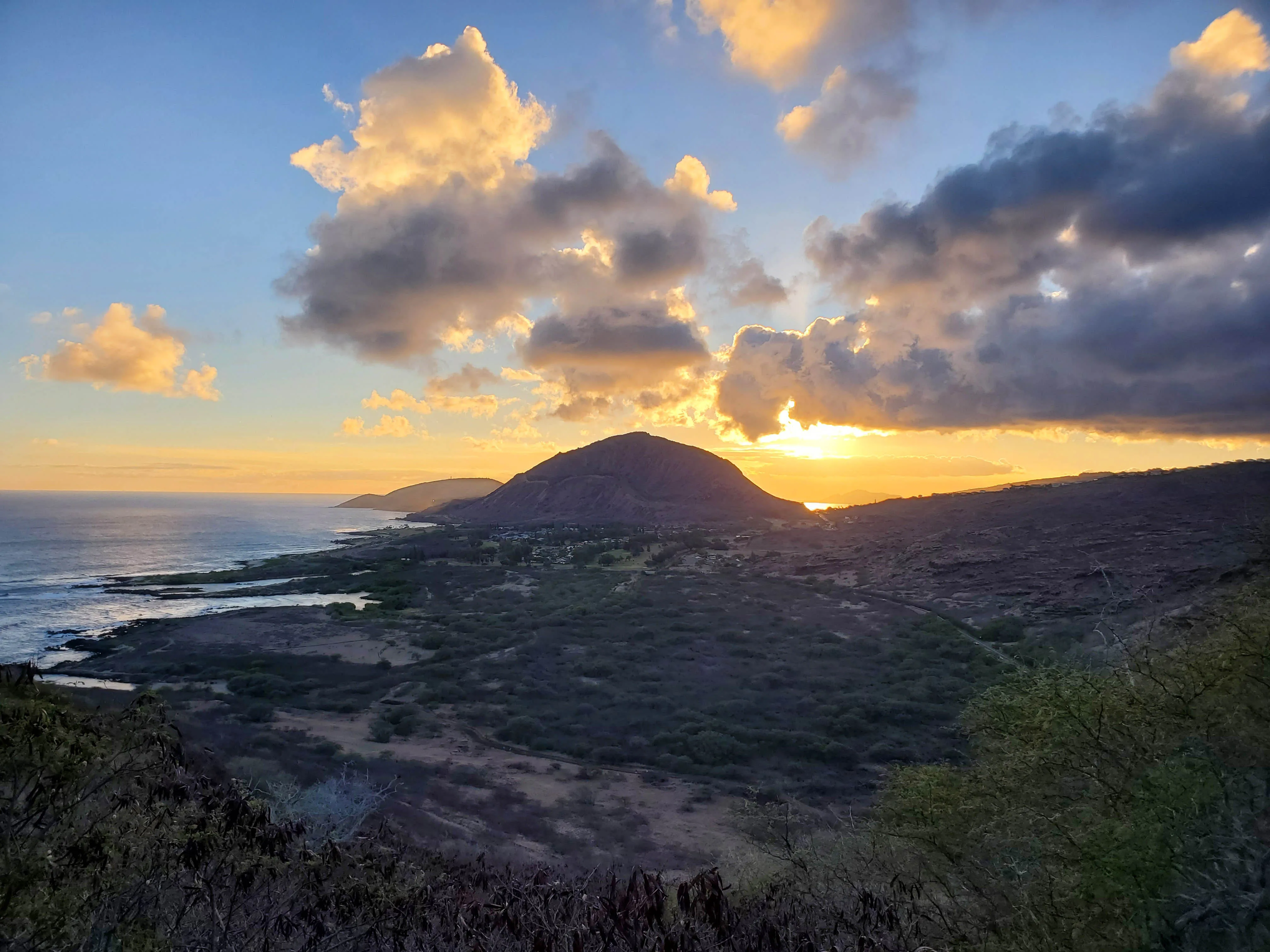 Makapuʻu Lighthouse Trail