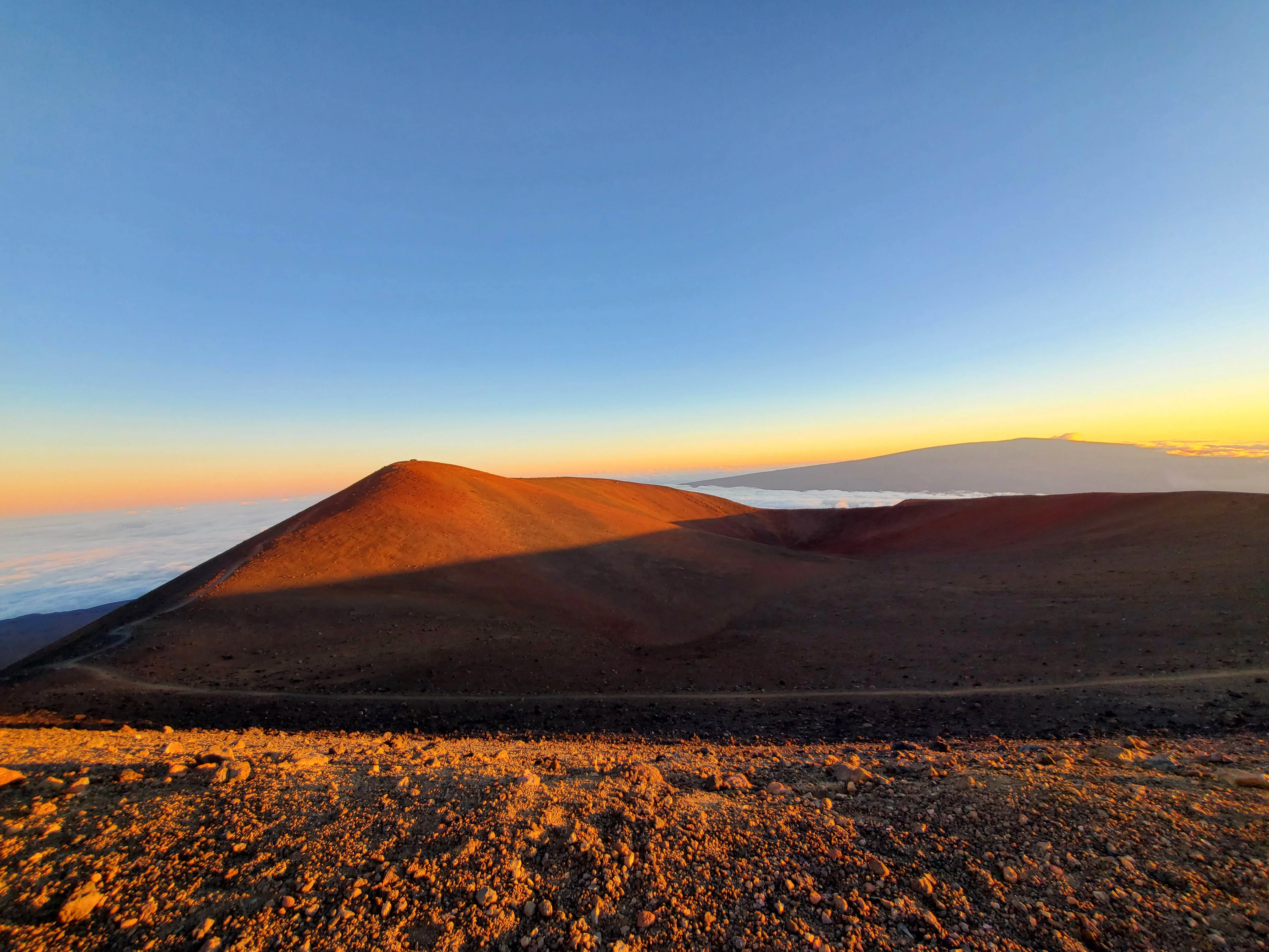 Mauna Kea Cloud Layer