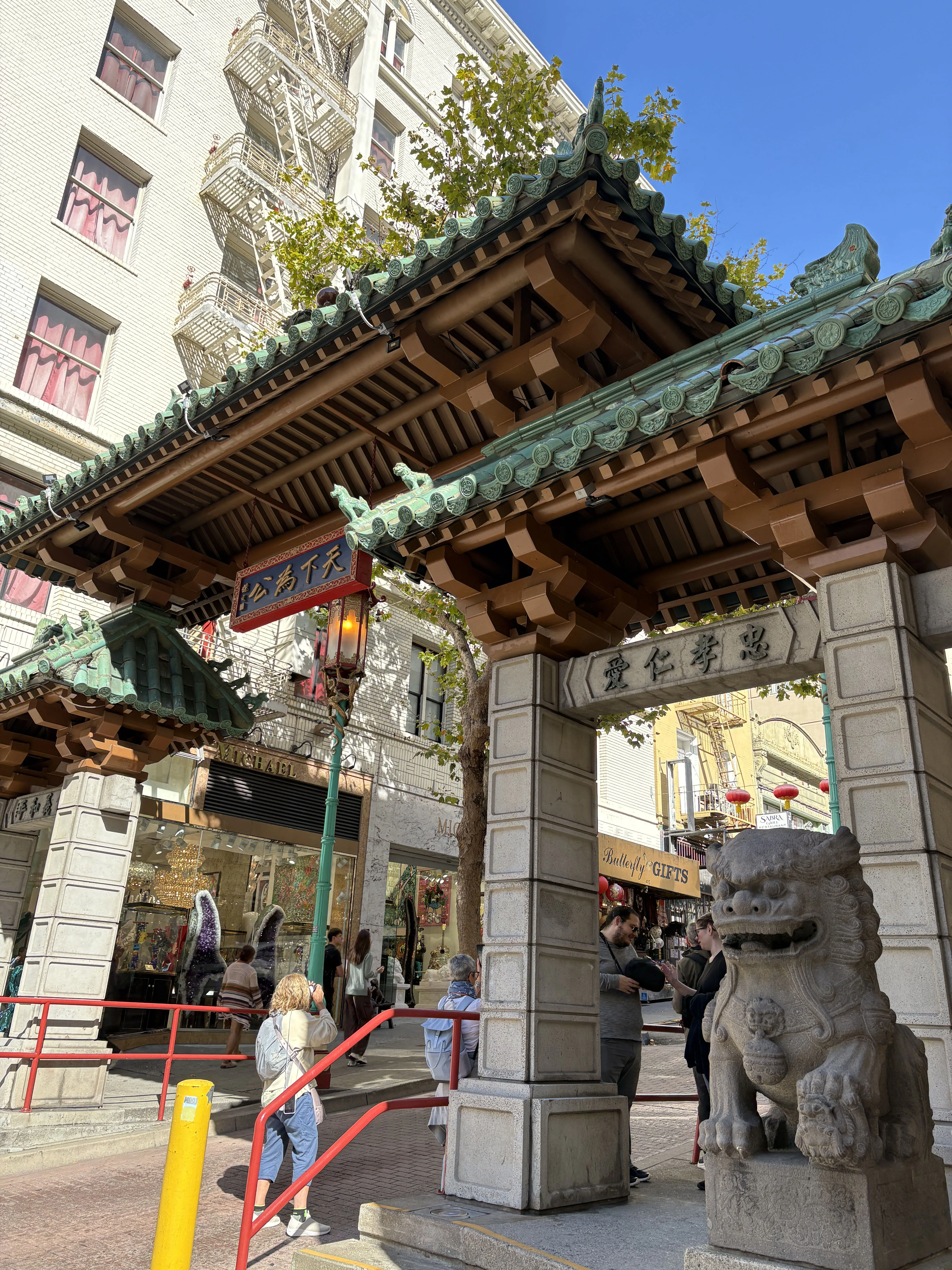 san francisco chinatown gate