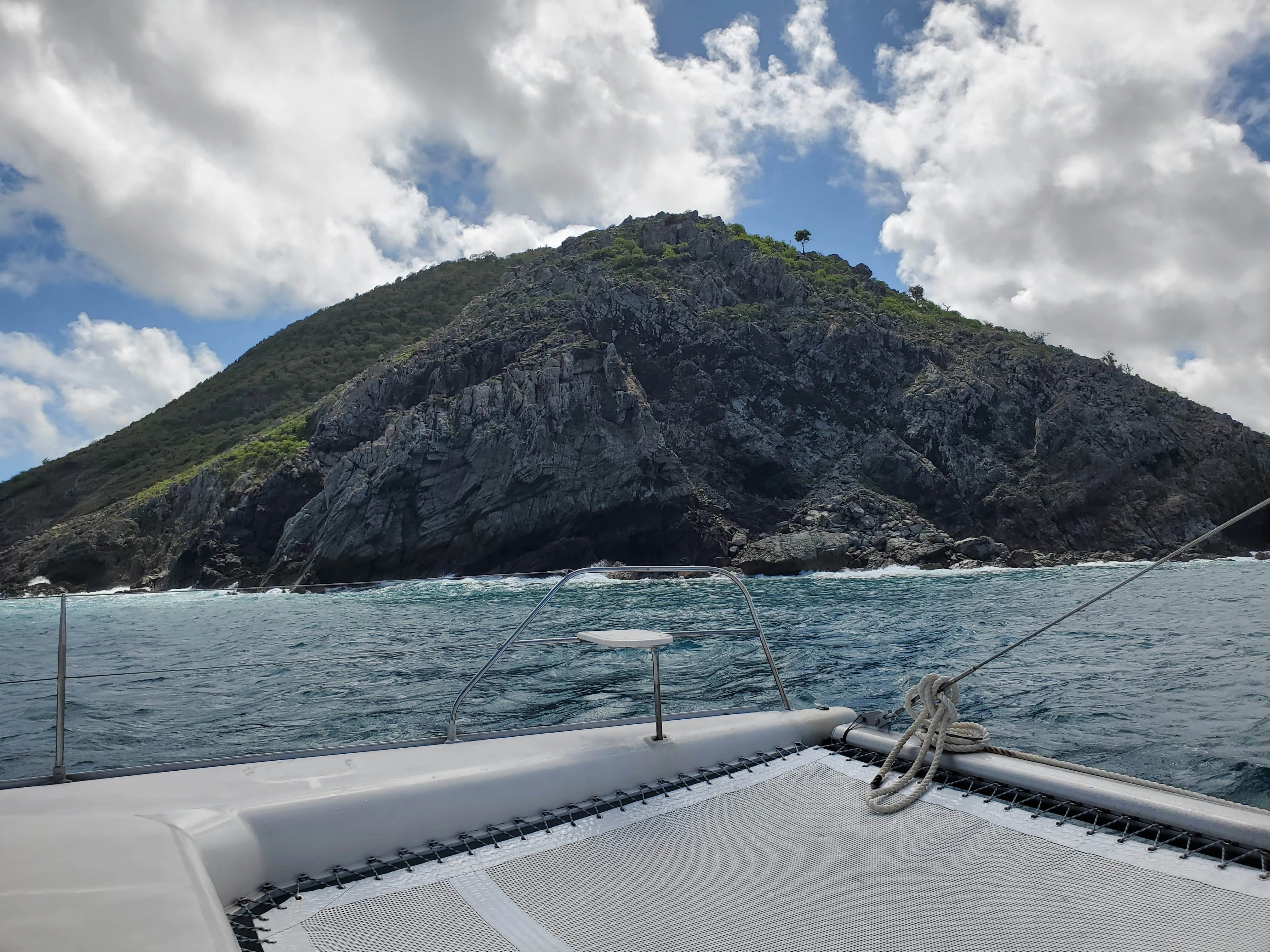 Sailing around Sint Maarten